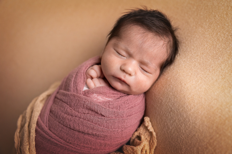 Detailaufnahme eines Neugeborenen - Babyfotos für Stuttgart, Esslingen und Umgebung von André Weber, Babyfotograf